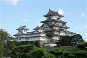 Khám phá vẻ đẹp lâu đài Himeji cổ kính